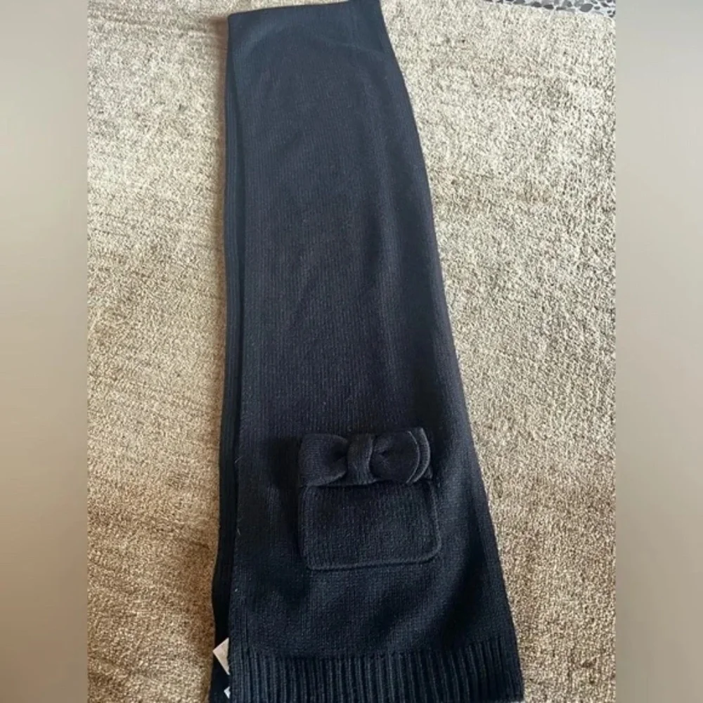 Kate Spade New York Long Classic Black Signature Bow Scarf with Pockets::NWT::